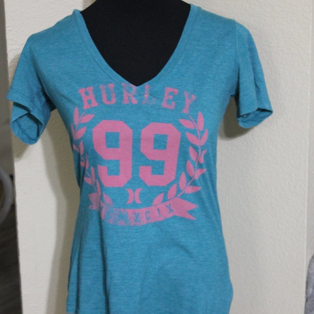 Hurley V-neck tee